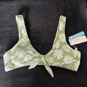 Brand new Cupshe bikini top (matching bottoms listed as well!)